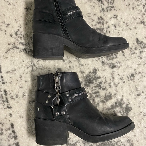 Black Windsor Smith Leather booties - Picture 6 of 16